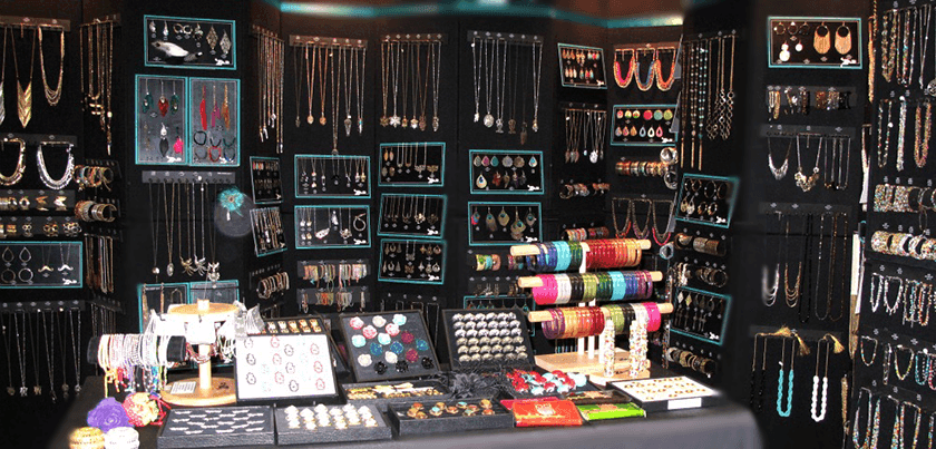 acrylic-jewelry-display-suppliers