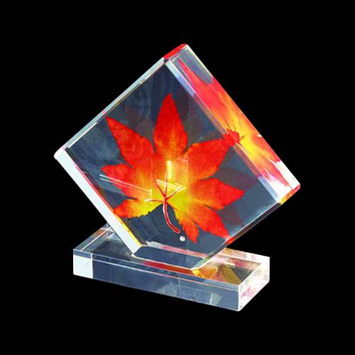 Top Reasons to Buy Acrylic Paperweight