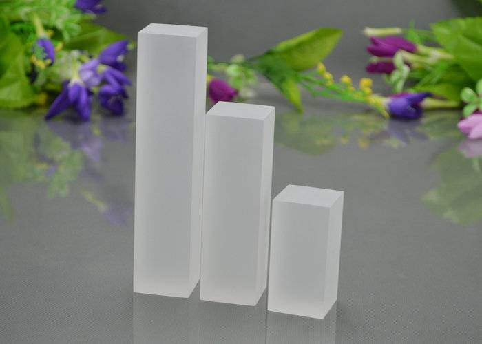 Polished Acrylic Solid Block Risers, Rectangle Plexiglass Solid Cube Display Stands, Jewelry Display Block Holder