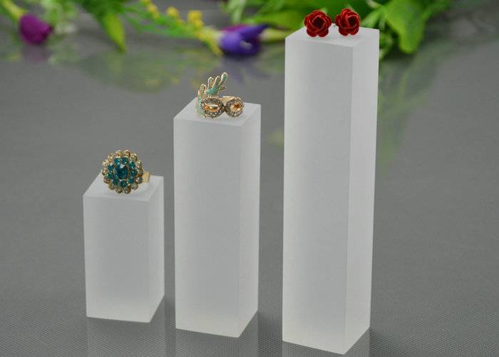 Polished Acrylic Solid Block Risers, Rectangle Plexiglass Solid Cube Display Stands, Jewelry Display Block Holder