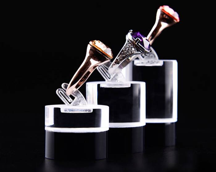 Acrylic Ring Display Stand Holder