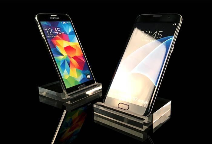 Clear Acrylic Crystal Mobile Cell Phone Display