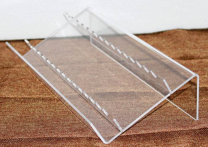 Clear L-Shaped Acrylic Pen Stand for 8 Pens