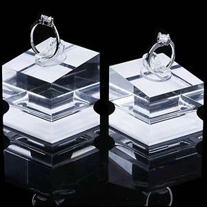 Ring Display Modern Acrylic Ring Holder Display Stand