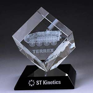 Clear Transparent Crystal Cube Award on Black Base For Business Gift